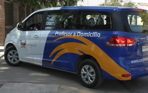 Colina combate deserción escolar con programa Profesor a Domicilio