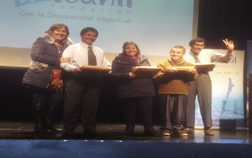 Sence certifica curso de Jardinería de Hogar Los Ceibos de Colina