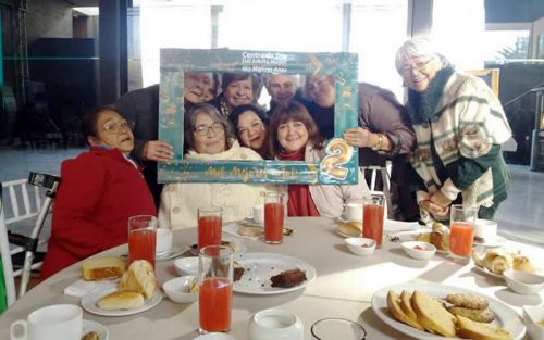 420 PERSONAS MAYORES CELEBRARON EL SEGUNDO ANIVERSARIO DEL PROGRAMA MIS MEJORES AÑOS