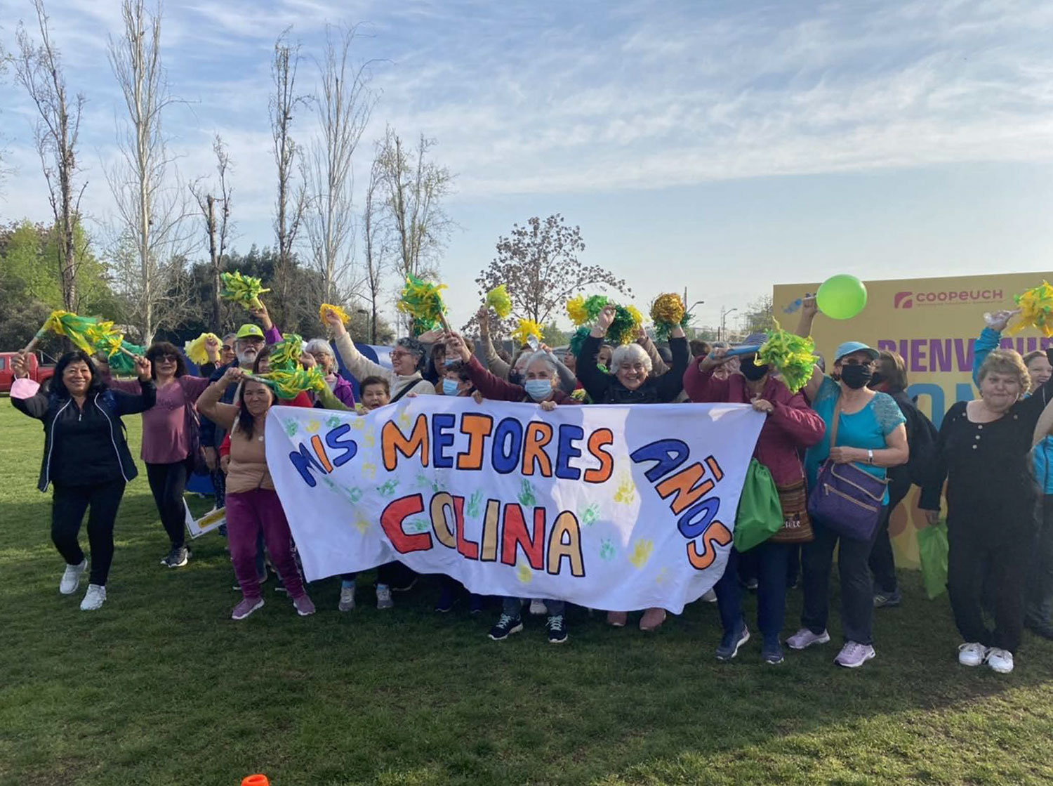 PERSONAS-MAYORES-REPRESENTARON-A-COLINA-EN-LA-CAMINATA-60+