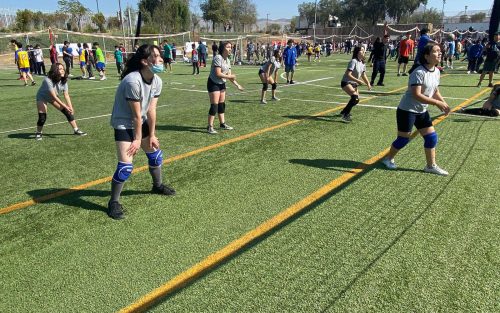 Más de 600 estudiantes participaron del gran al Masivo de Voleibol Escolar Soprole.