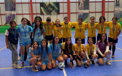 Liceo Esmeralda gana 2do lugar en campeonato comunal futsal sub14 damas