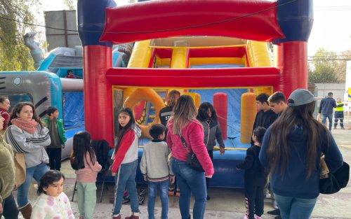 CIENTOS DE NIÑOS Y NIÑAS DISFRUTARON DE LAS VACACIONES DE INVIERNO EN FAMILIA