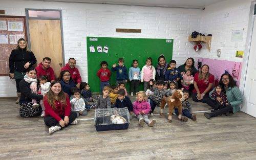 Jardín Infantil «Pasitos de Chacabuco» realizó jornada de Cuniterapia junto a Fundación El ROI