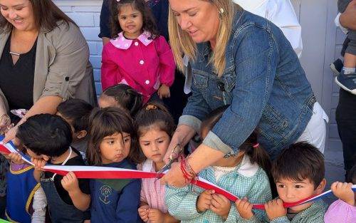 Municipalidad de Colina lanza el “Programa Vive Tu Huerta Escolar, Colina   Sustentable 2026” en jardín infantil Pasitos de Chacabuco