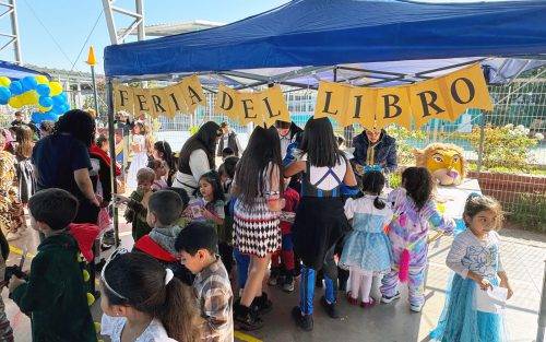 Estudiantes y docentes dieron vida a los cuentos en la celebración del Día del Libro
