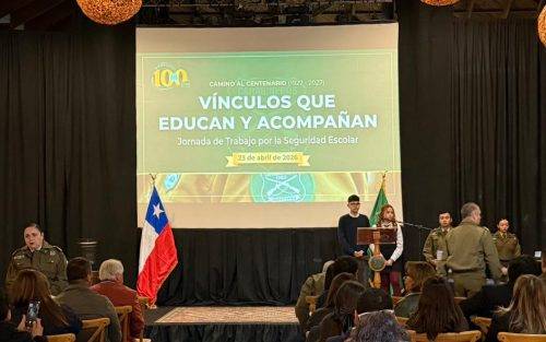 Duplas psicosociales de Colina participan en seminario sobre seguridad escolar